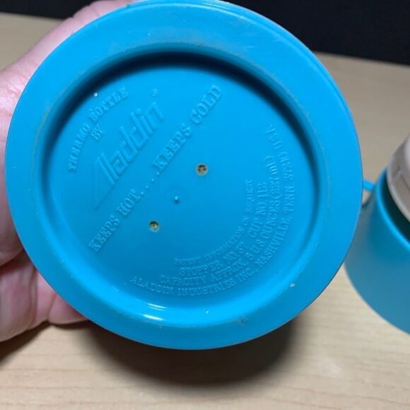 VTG Aladdin Magic Kingdom Thermos - Picture 9 of 9
